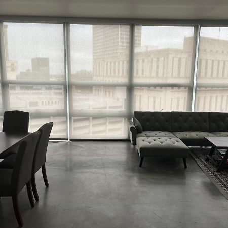 "Arrons Place" At The Griswold 디트로이트 외부 사진